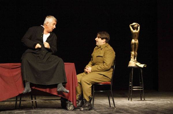 Közönségcsalogatónak szánt Švejk