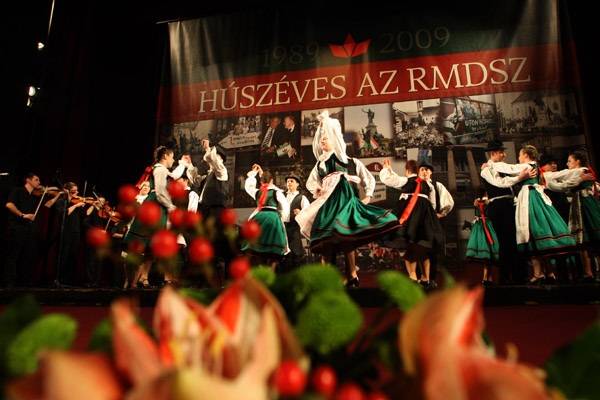 Az RMDSZ húsz éve – egy lehetséges mérleg