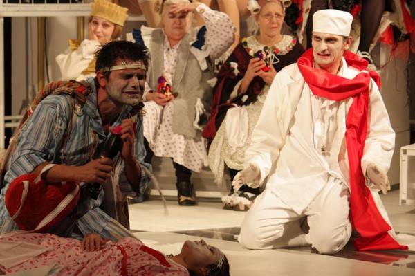 Rivalda: Ujjééé, az idegben…