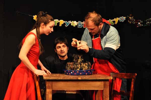 Szomorú születésnap a sepsiszentgyörgyi M Studióban