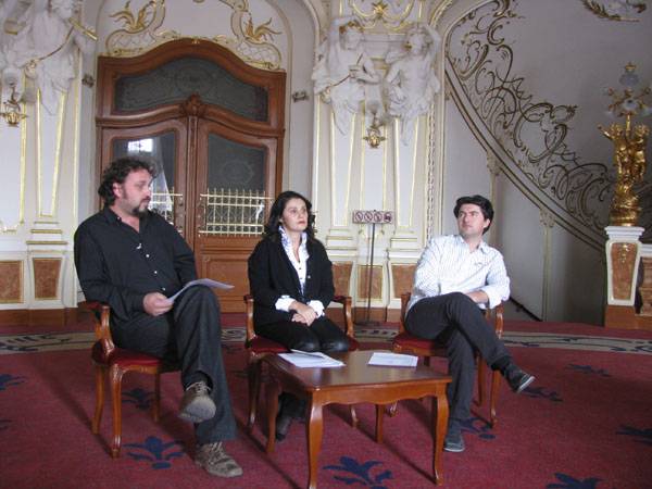 Egész napos programsorozattal és bemutatóval ünnepli a Szigligeti Színház a 111 éves épületet