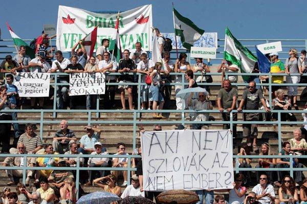 Felvidék kiáll a nyelvért