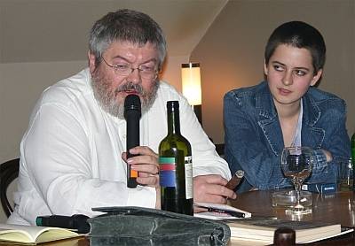 Tervek a kortárs irodalom népszerűsítésére