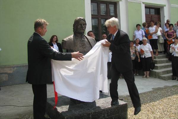 &bullet;  Fotó: A szerző felvétele