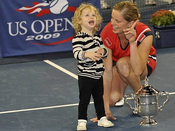 Clijsters anyuka diadala