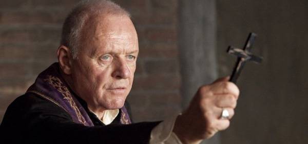 The rite: a középszer démona – FILMKRITIKA 