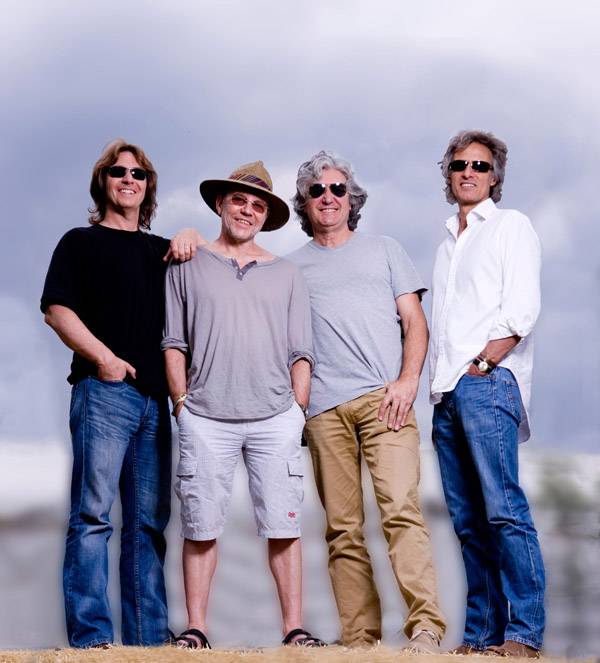 A Dire Straits-utódzenekar is fellép a Félszigeten