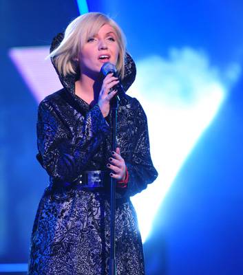 A nagyváradi Tolvai Renáta pénteken ismét fellép a Megasztárban