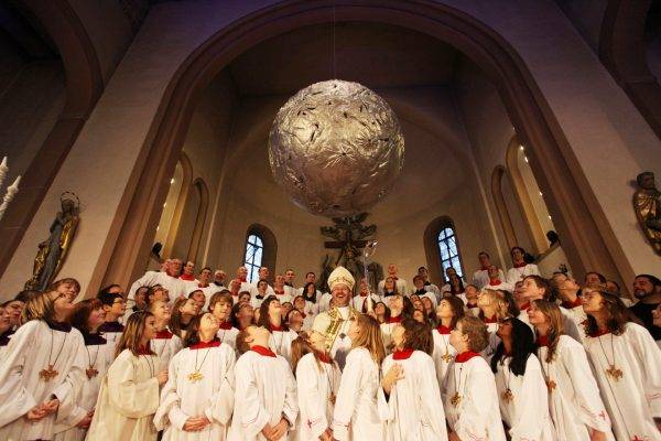 A világ legnagyobb tömjénfüstölője