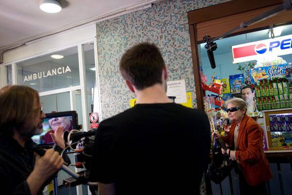 Törőcsik Mari a televíziós monodráma forgatásán