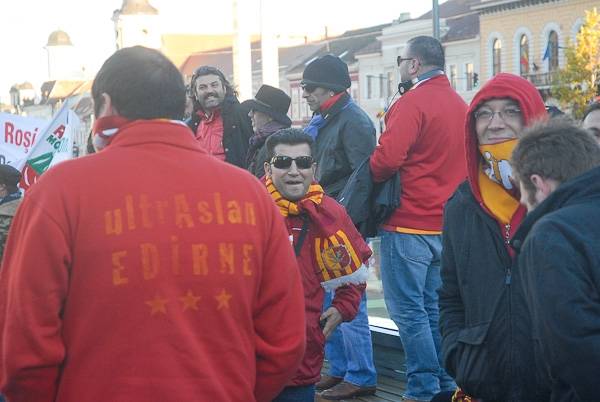 Nem kavart nagy port Kolozsváron a török drukkerhad 