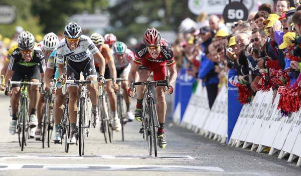 Tour de France: célfotó döntött Evans javára
