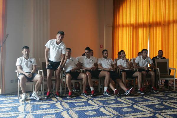 Ingyenbrazilokra épül az új U