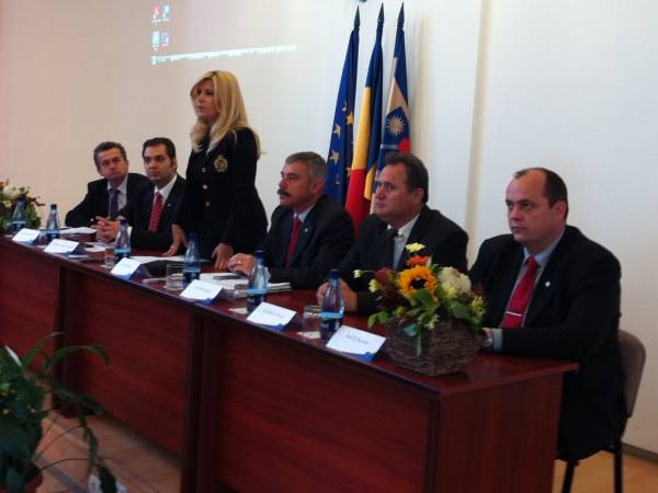 Elena Udrea: „Úgynevezett” nélküli Székelyföld. Hét projekt –115 millió lej 