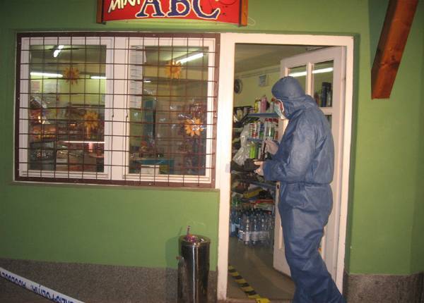 Udvarhelyen ABC-be, Gyergyószentmiklóson zálogházba törtek be 