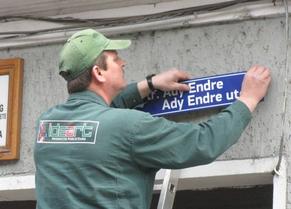 Bukarestben dőlhet el valamennyi utca és tér elnevezése