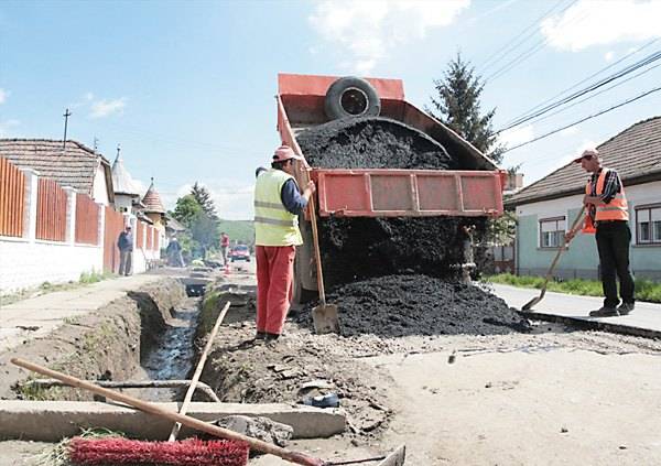 Út- és vízhálózat-rehabilitációt ígér a kormány