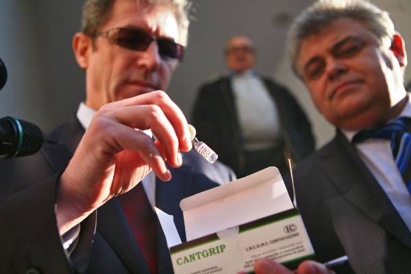 Kezdődik a lakosság beoltása az új típusú influenza ellen