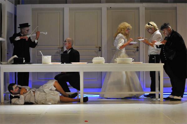 Ez a Szigligeti nem az a Szigligeti