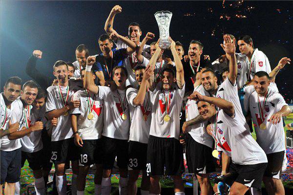 Története első magyar bajnoki címét ünnepli a Videoton