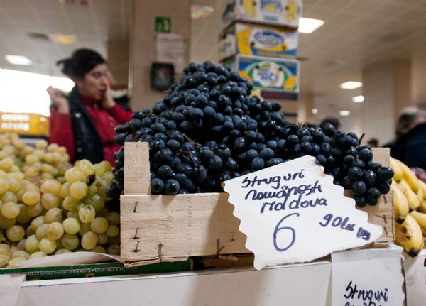 Segítene a helyi termelőkön a kormány új határozattervezete
