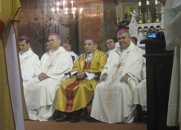 Tempfli József aranymisés 