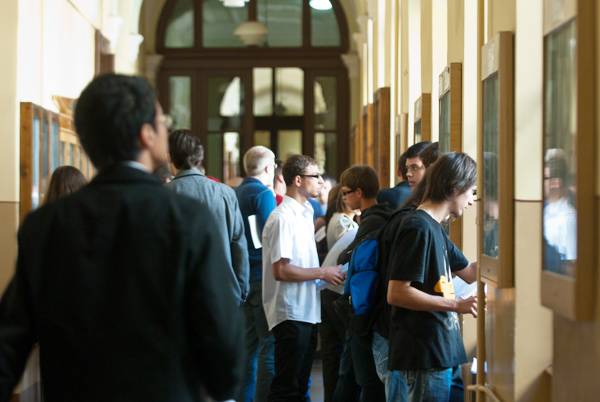 Túl kevesen jelentkeztek a Sapientia két csíkszeredai karára
