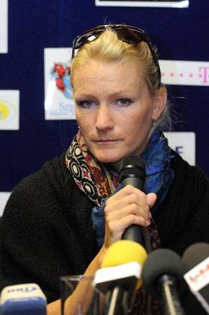 Janics Natasa könnyes búcsúja Szegeden: jó volt magyar sportolónak lenni, ne gyűlöljetek!