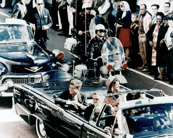 Kennedy meggyilkolása előtt percekkel rejtélyes figyelmeztetést kapott egy brit lap