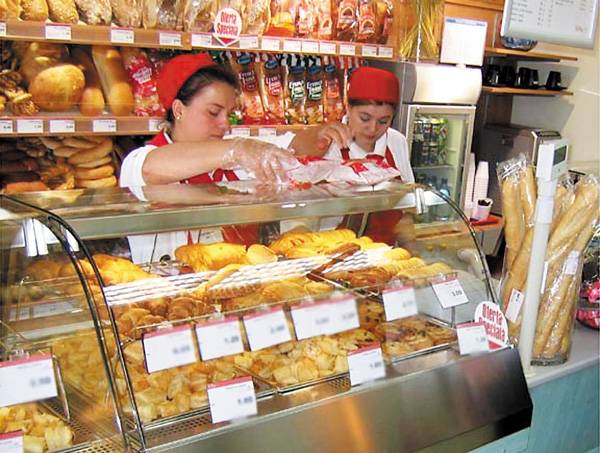 Még idén csökkentenék a kenyér áfáját