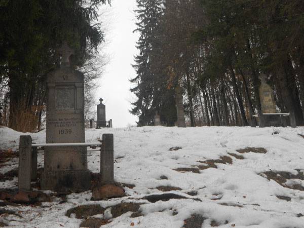 Csíksomlyó: megrongálták a Jézus-hágó keresztútját
