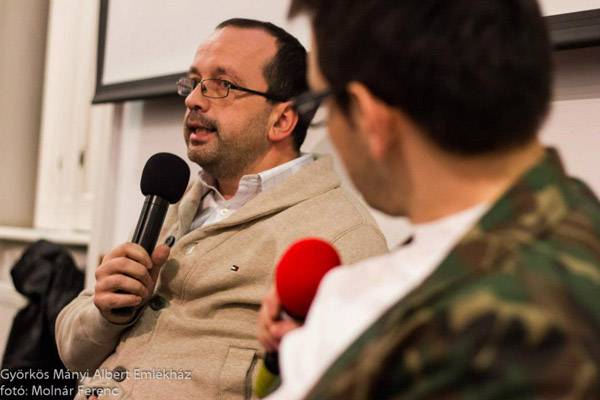 Diktatúrák testközelből