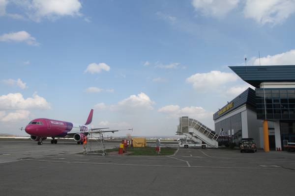 Háború a repülőterek között