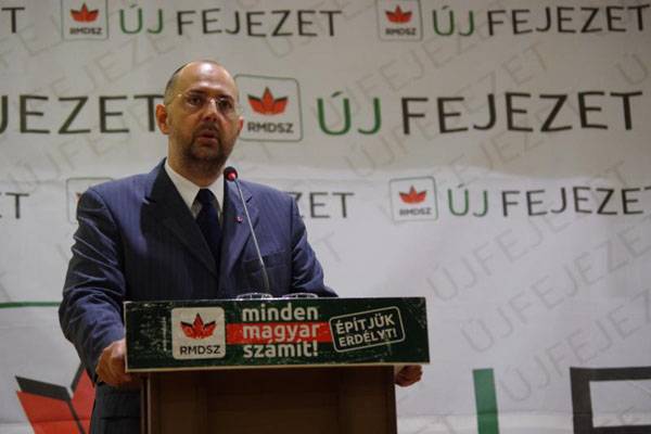 Magyarországi pártot hozna létre az RMDSZ 