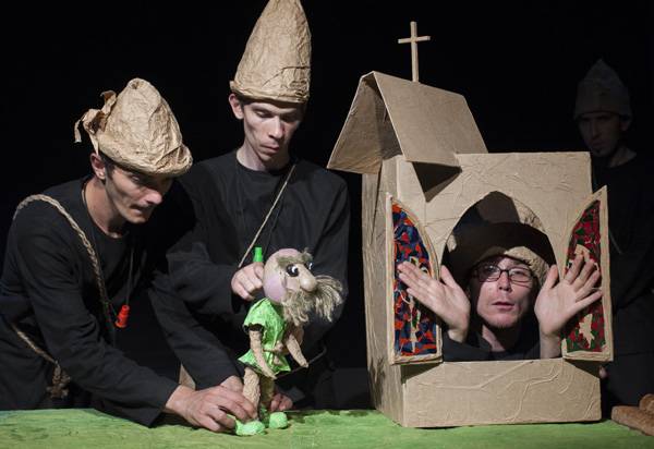 Évadkezdő bemutatók Vásárhelyen, Temesváron és Gyergyóban