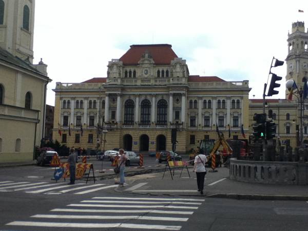 Készülnek a főtérfelújításra Nagyváradon