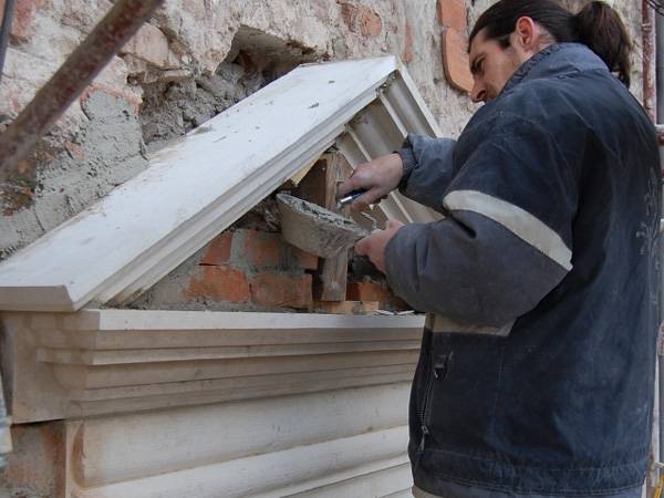 Halad a várrestaurálás Váradon