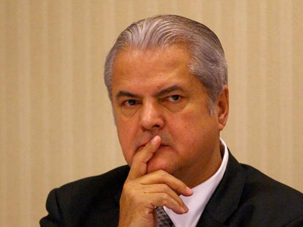  Grăjdan beszélt Adrian Năstaséval?