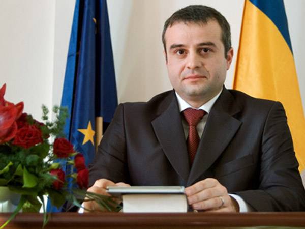 Zavarja a magyar elnevezés a prefektust, harmóniát akar