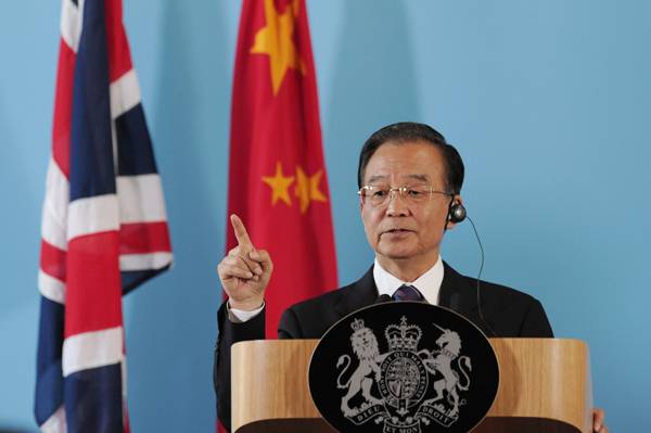 Kína készen áll a bajba jutott európai országok megsegítésére