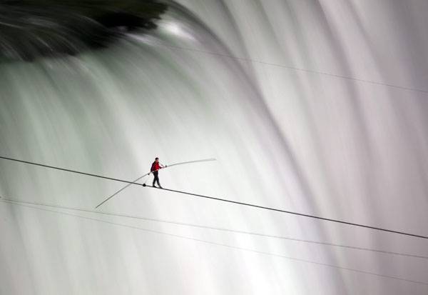 Kötéltánc a Niagara felett