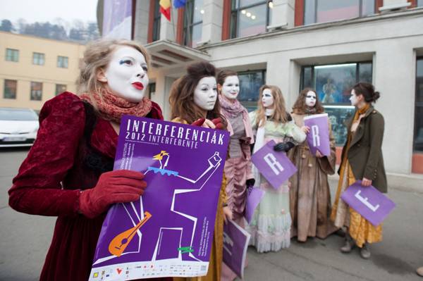 Rangos színházi fesztivál kezdődik Kolozsváron