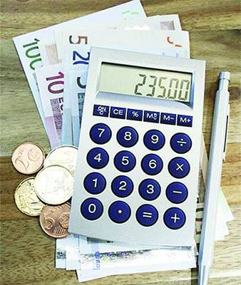 Pénzügyi intelligencia-felmérés: csak elméletben spórolnak a fiatalok