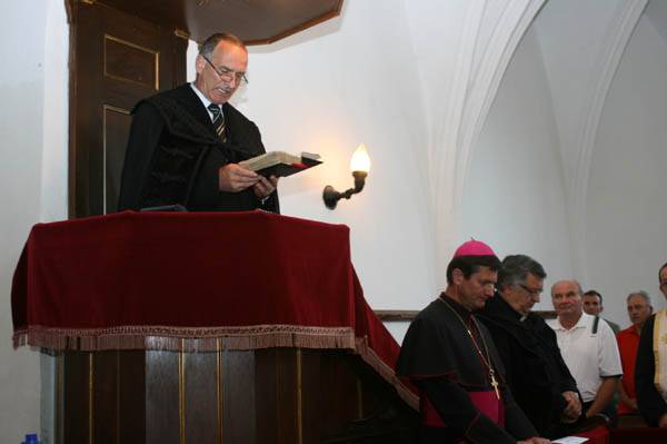 &bullet;  Fotó: A szerző felvétele