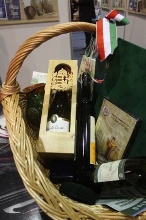 &bullet;  Fotó: Boda Gergely