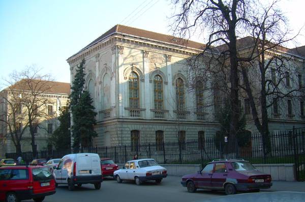 Napról napra romlik az állaga 