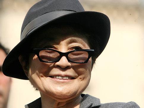   Békedíjjal tünteti ki Yoko Ono a Pussy Riot orosz punkegyüttest