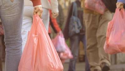 Betiltatná a műanyagzacskók használatát az USR