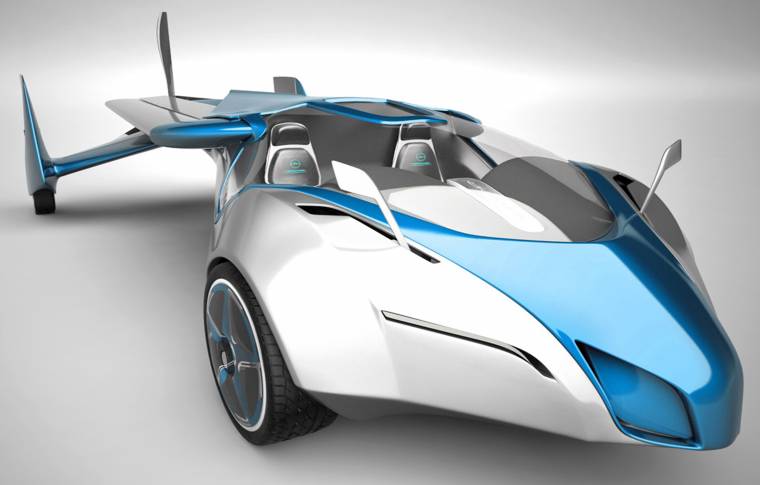 Közel a felszálláshoz a repülő automobil