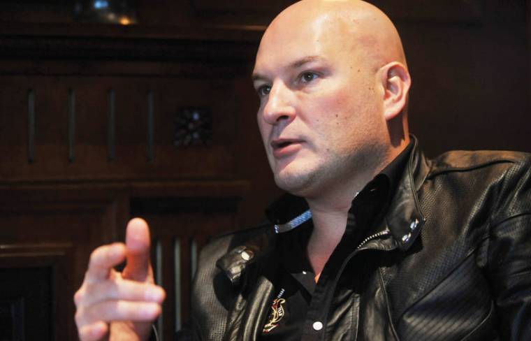 Pászkány: egymillió eurót kapott Mazăre